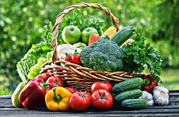 Bio és organikus zöldségtermesztés: Előnyök és hátrányok