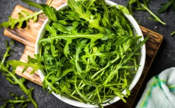 Rukkola termesztése: Gyorsan növő, ízletes saláta