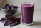 Lila spenót hosszú levelű (Spinacia oleracea var. purpurea longifolia) smoothie