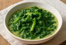 Komatsuna keserűlevelű (Brassica rapa var. perviridis amara) főzelék