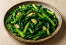 Kínai fodros kel hosszúkás (Brassica rapa var. chinensis laciniata longus) stir-fry